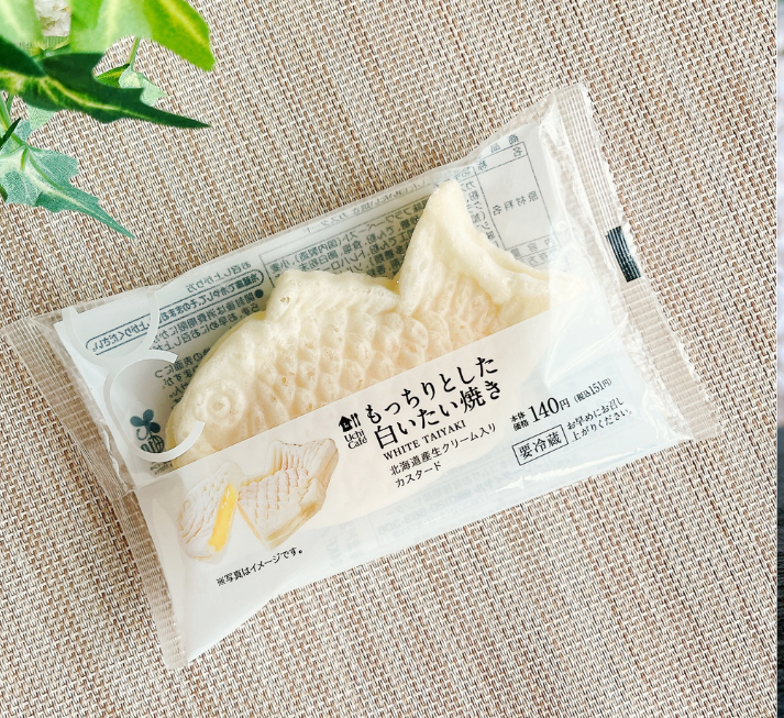 ローソンのおすすめ絶品スイーツ「もっちりとした白いたい焼き カスタード」