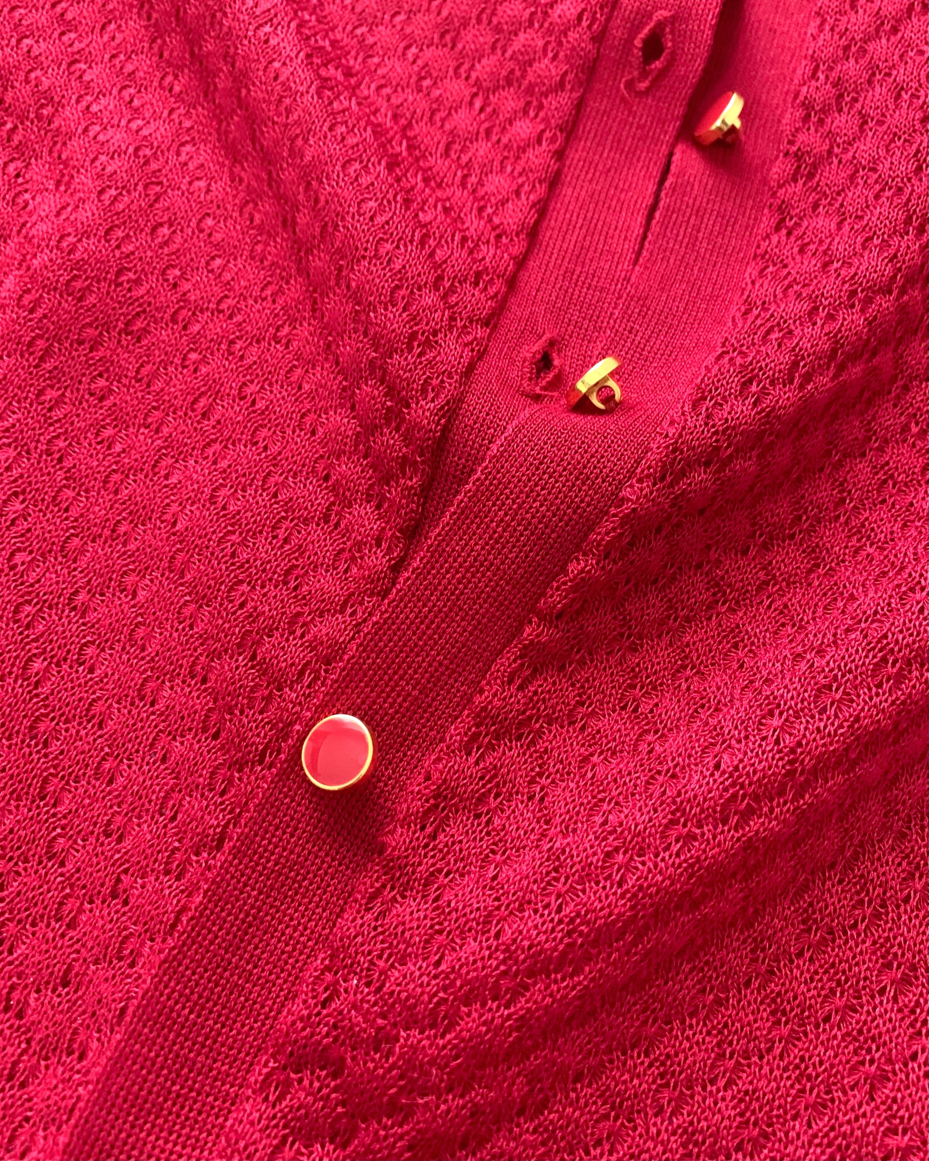 しまむらのおすすめファッションアイテム「HKラーベンガラシアーCD」