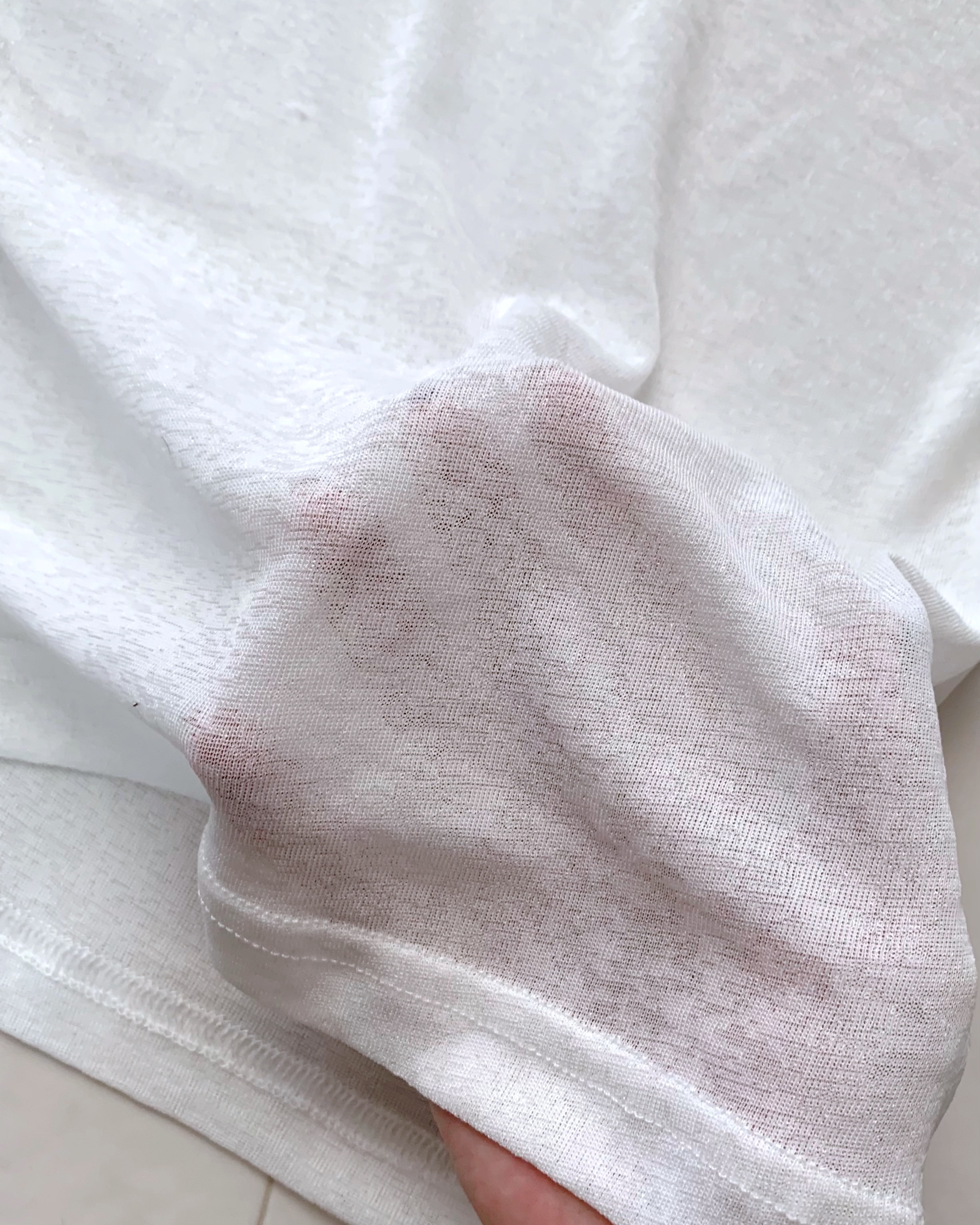 しまむらのおすすめファッションアイテム「TシアークルーネックロンT」