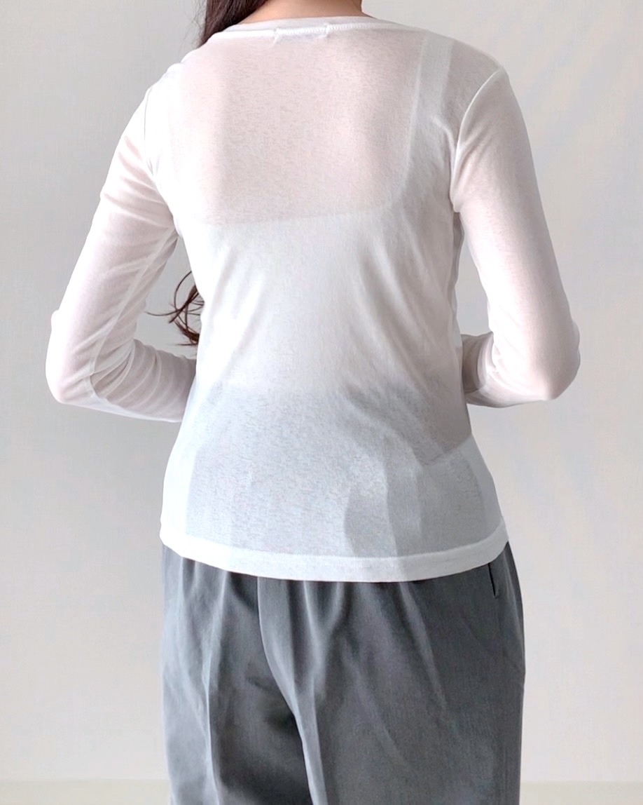 しまむらのおすすめファッションアイテム「TシアークルーネックロンT」