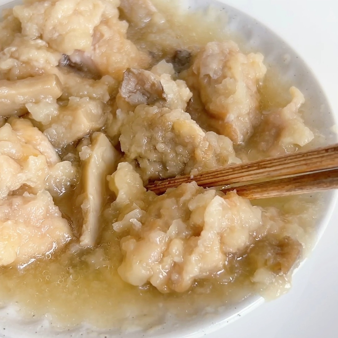 LAWSON(ローソン)のおすすめレトルト食品「分とく山監修 鶏のみぞれ煮」