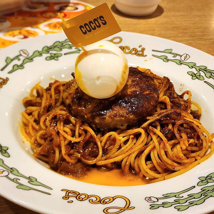 ココスのおすすめフード「ココスのハンバーグボロネーゼ」