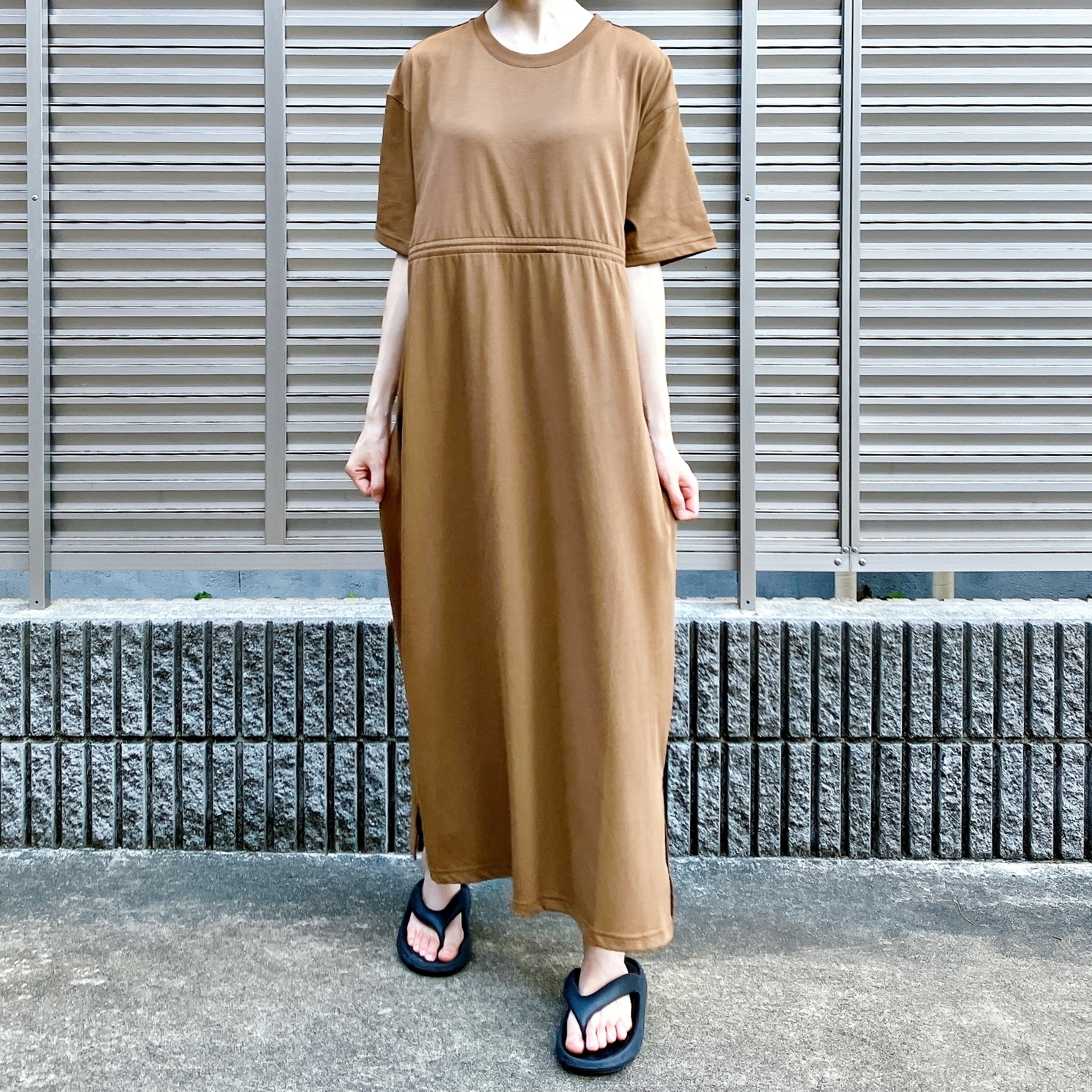 Honeys（ハニーズ）のおすすめワンピース「ドロスト使いワンピース」