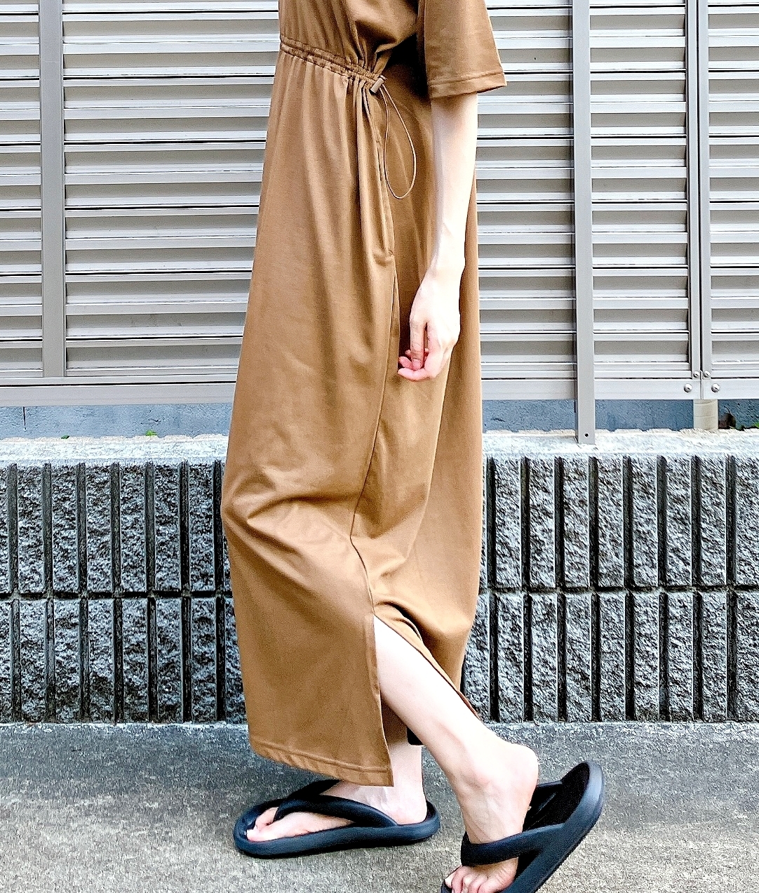 Honeys（ハニーズ）のおすすめワンピース「ドロスト使いワンピース」