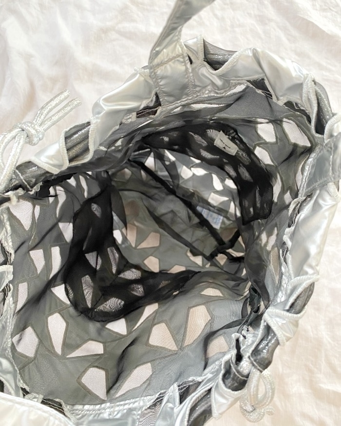 nikoand…(ニコアンド)のおすすめファッションアイテム「オリジナルモチーフカットワークトートバッグ」