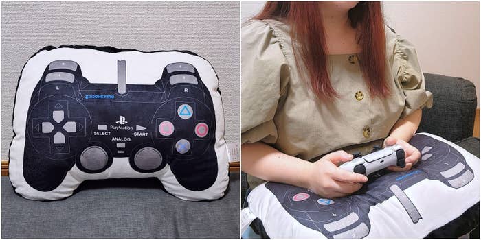 ニトリのおすすめ雑貨「PlayStation 2 ダイカットクッション ブラック」