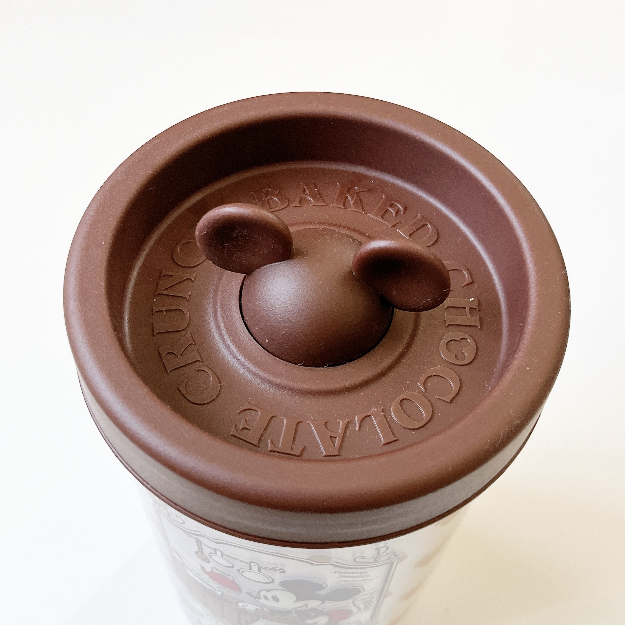 ディズニーランドで見つけた「ベイクドチョコレートクランチ プラケース」