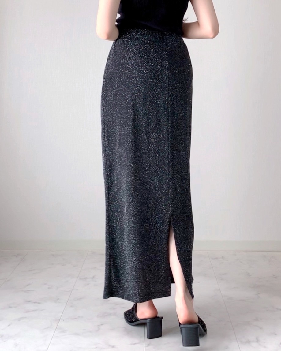 しまむらのおすすめファッションアイテム「TNKPUTラメSK90」