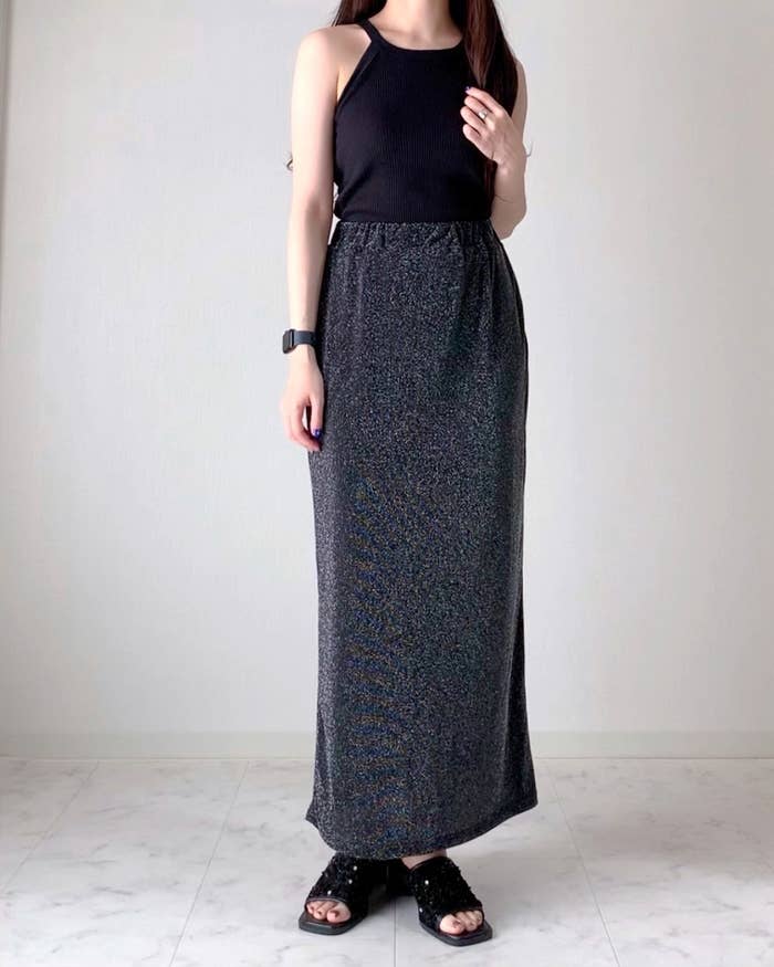 しまむらのおすすめファッションアイテム「TNKPUTラメSK90」