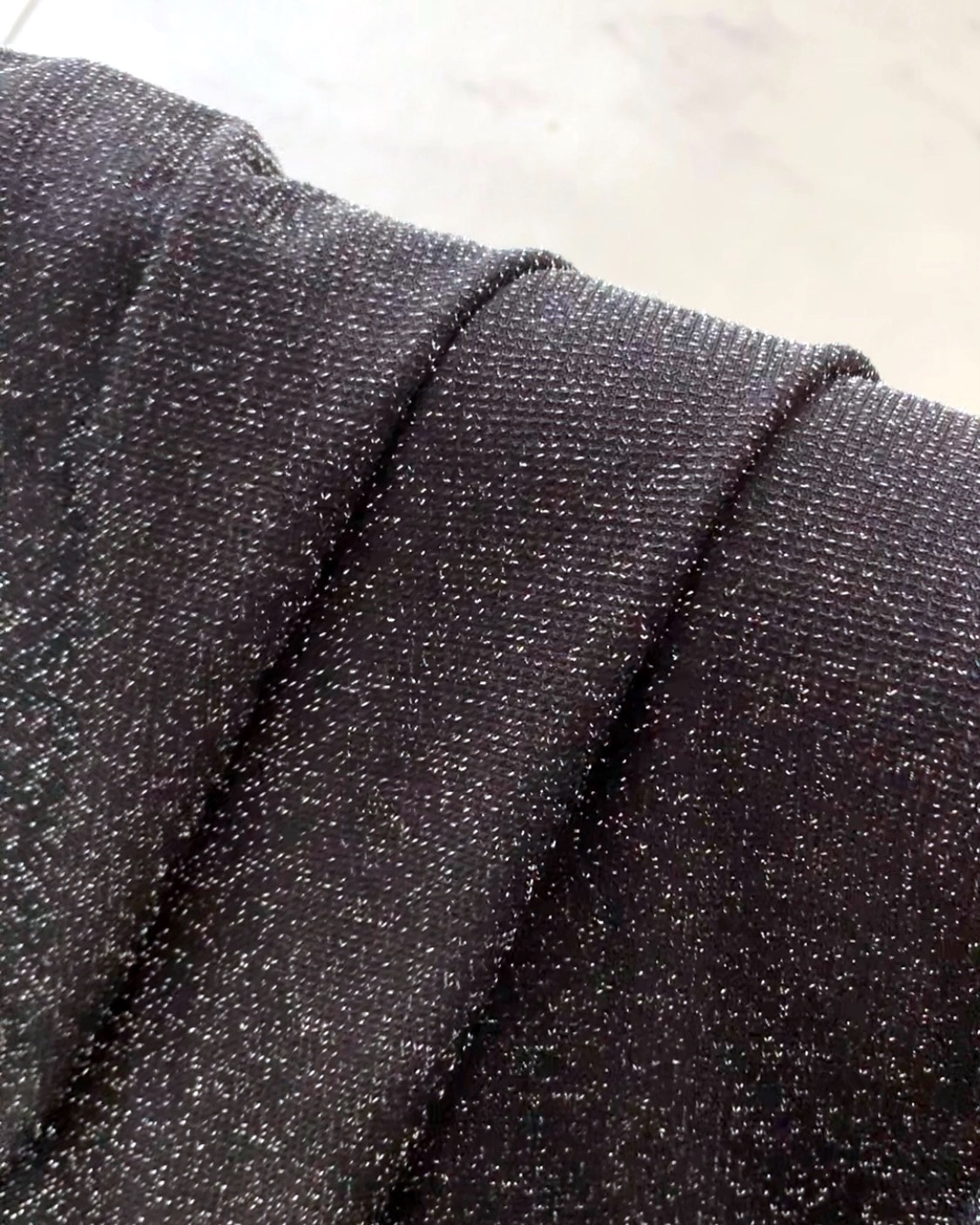 しまむらのおすすめファッションアイテム「TNKPUTラメSK90」