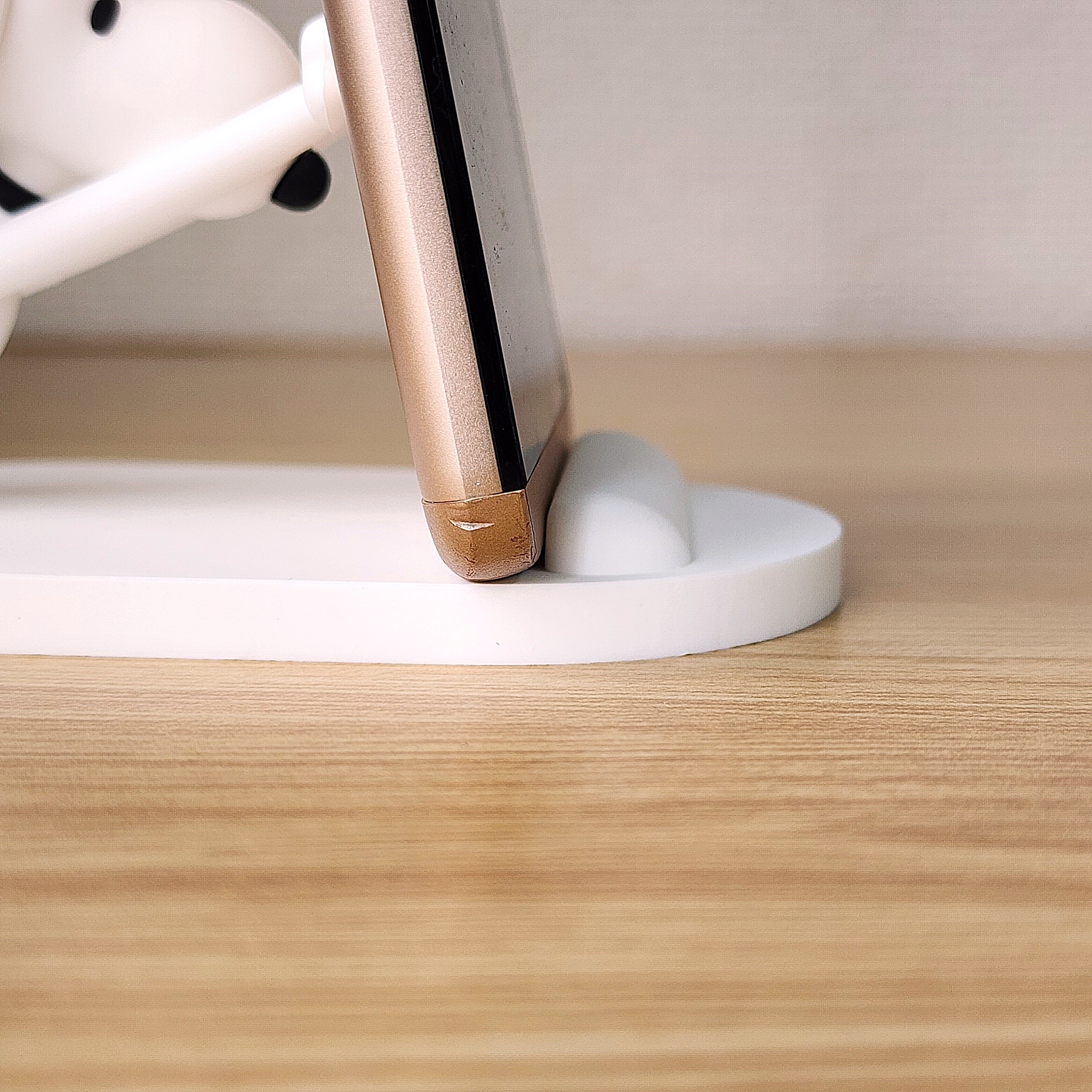 PLAZA(プラザ)のおすすめ雑貨「スヌーピー PEANUTS マスコットモバイルスタンド」