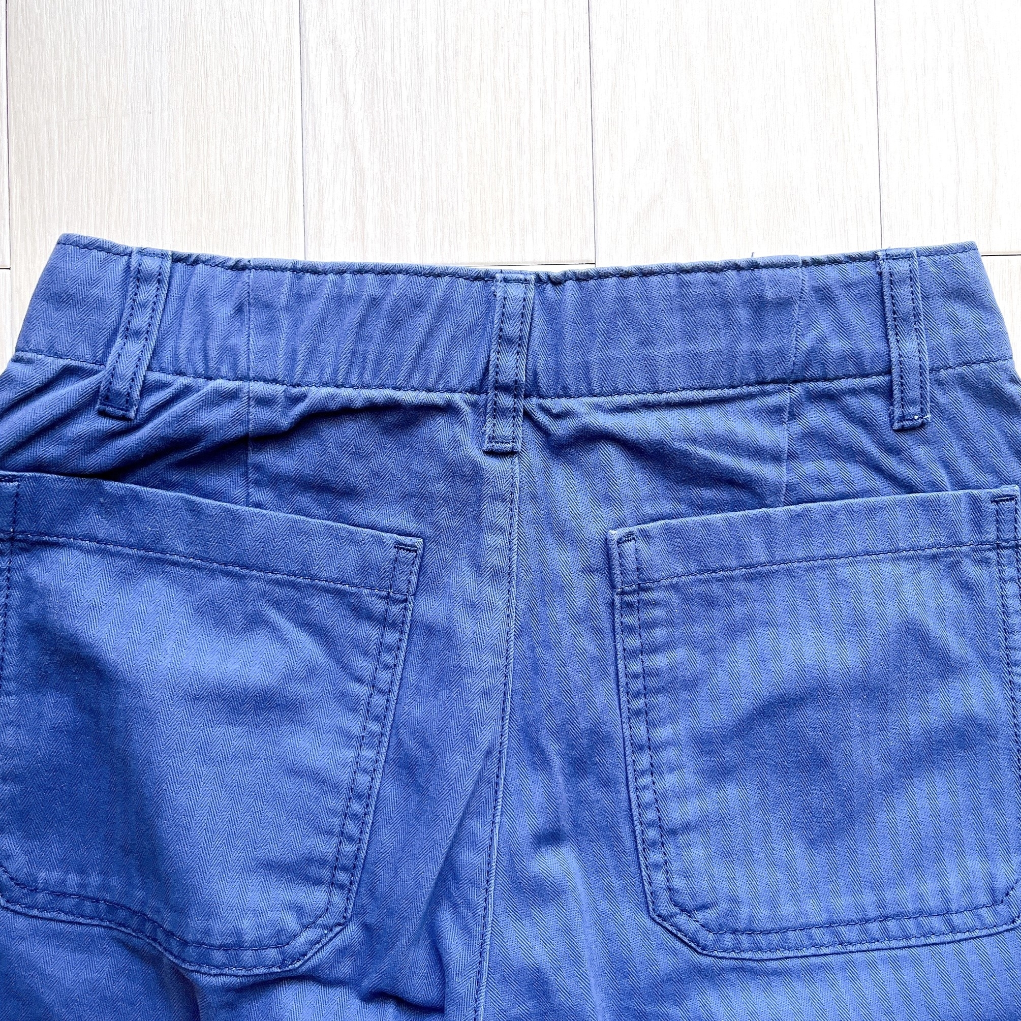 無印良品のオススメのパンツ「婦人 洗いざらし ヘリンボーンベイカーパンツ」