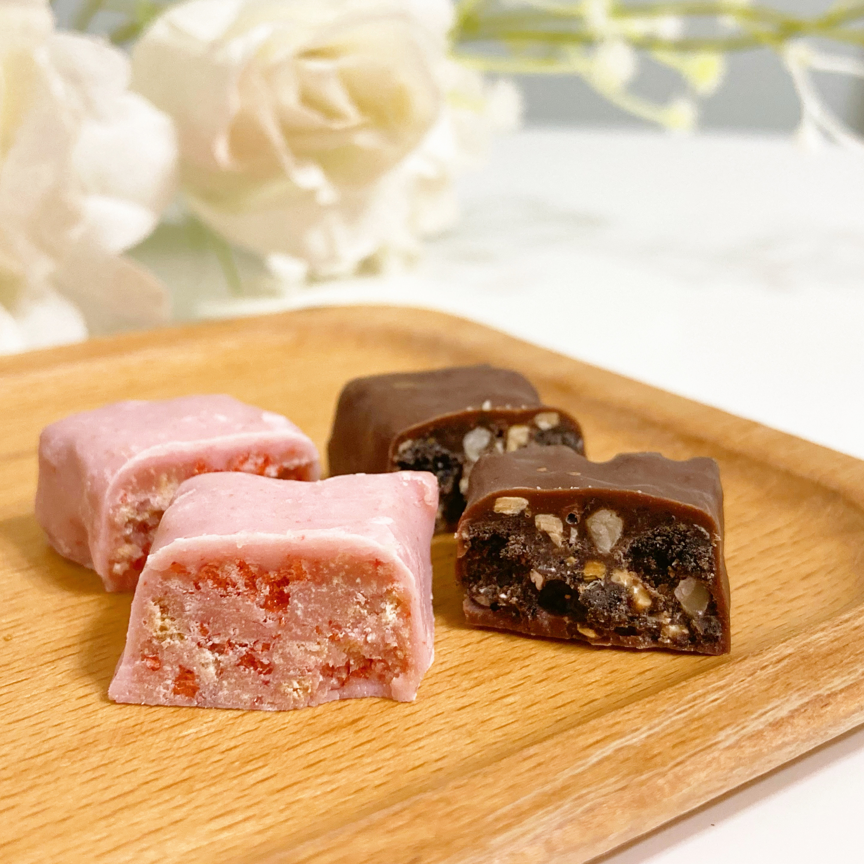 無印良品で見つけた「チョコがけクランチ ナッツ&ベリー」