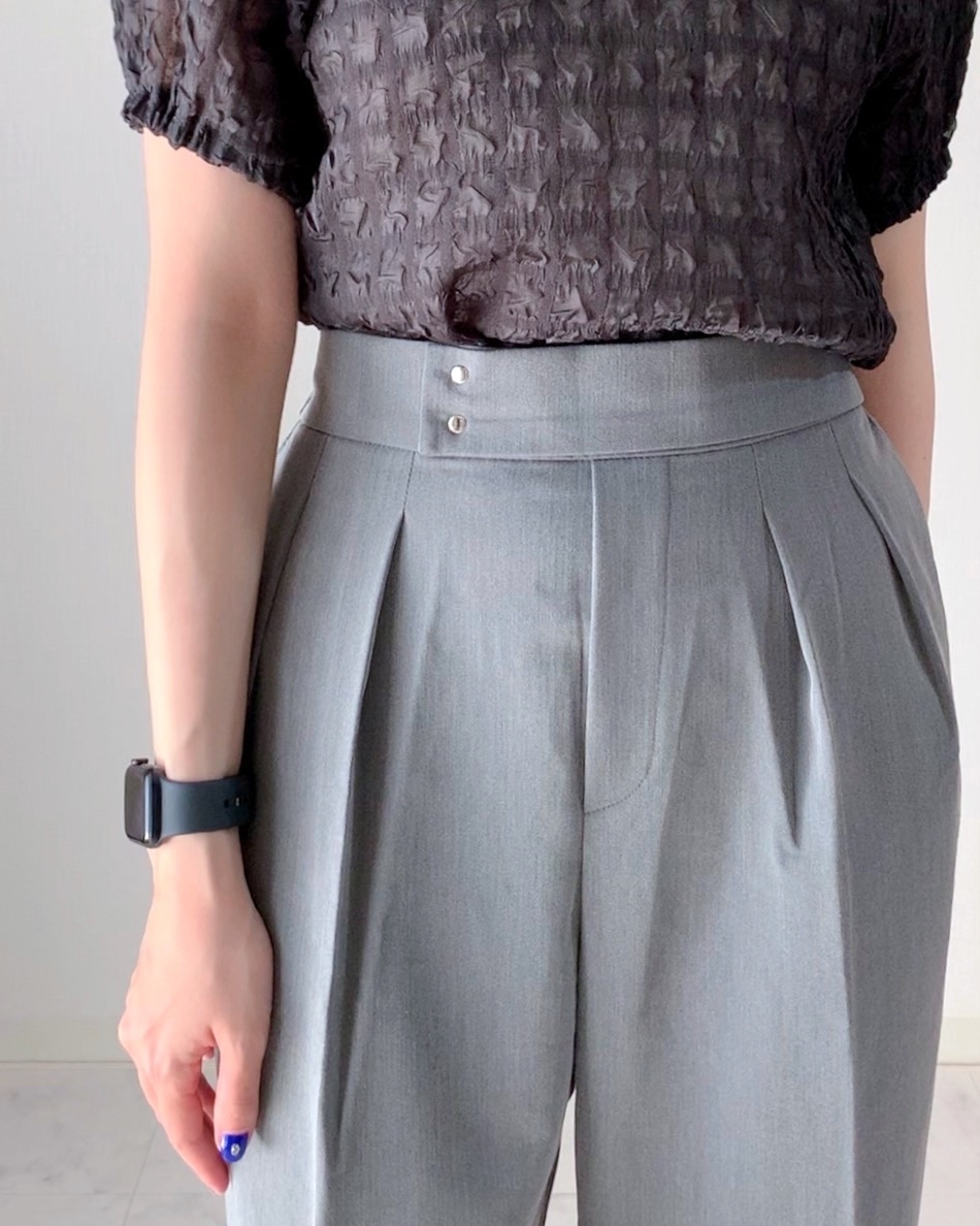 しまむらのおすすめファッションアイテム「TNKTRUタックP68」