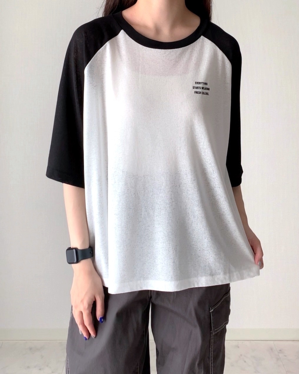 しまむらのおすすめファッションアイテム「スラブシアーラグランT」