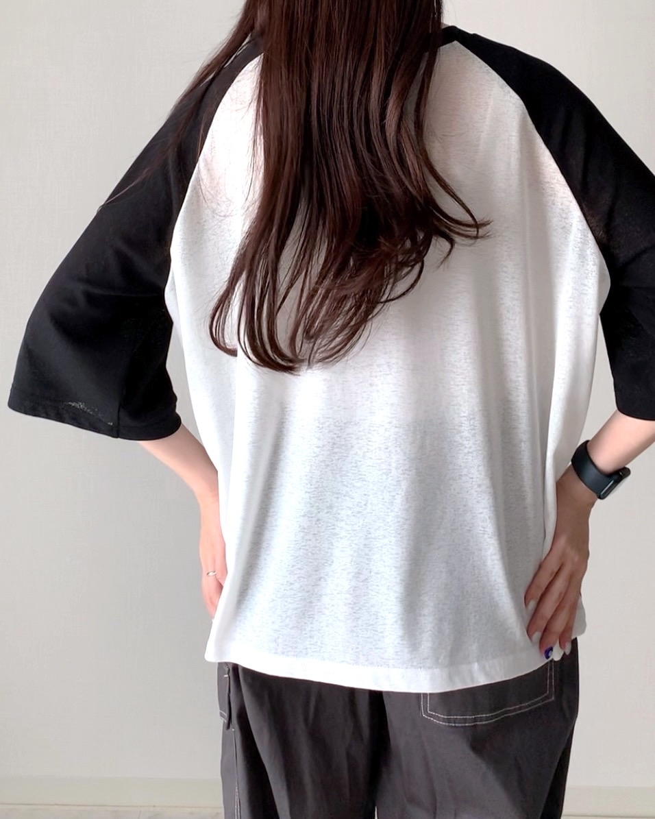 しまむらのおすすめファッションアイテム「スラブシアーラグランT」