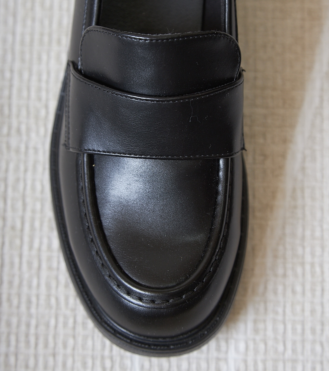 GU(ジーユー)のおすすめファッションアイテム「ローファー+E」