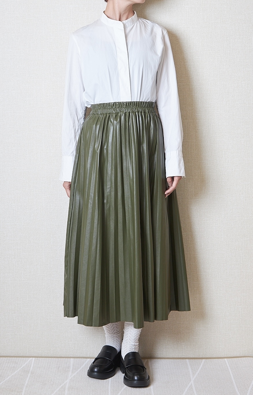 GU（ジーユー）のおすすめファッションアイテム「ローファー+E」のコーディネート