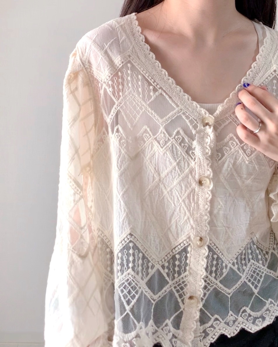 しまむらのおすすめファッションアイテム「シシュウナガソデBL」