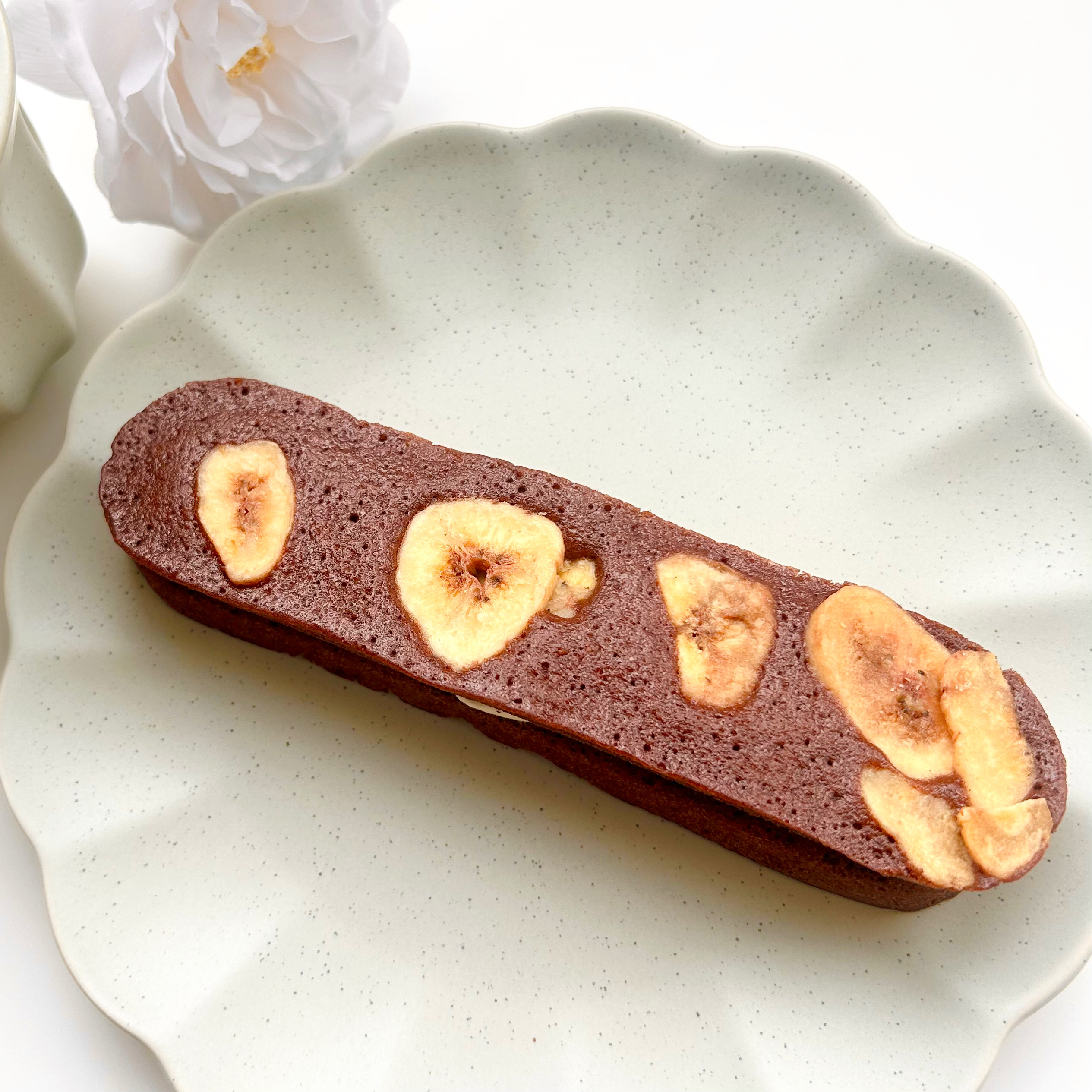 FamilyMart（ファミリーマート）のおすすめスイーツ「チョコバナナクッキーサンド」