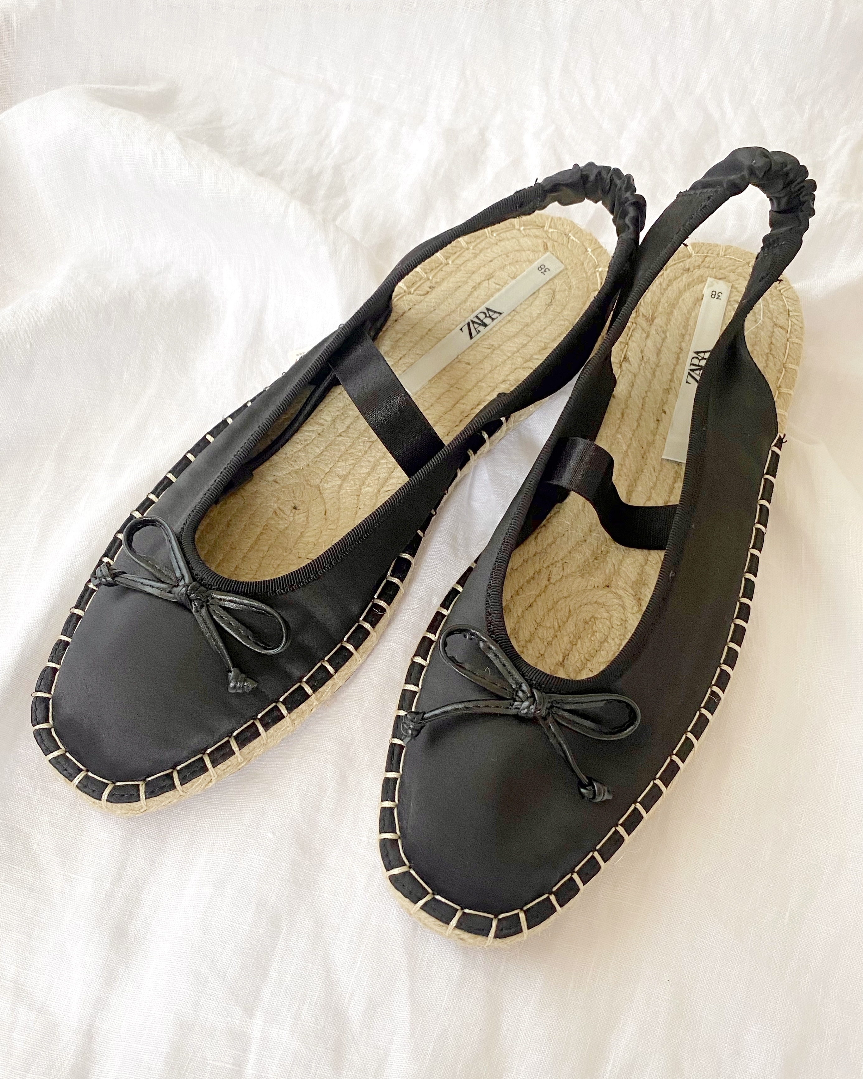 ZARA(ザラ)のおすすめファッションアイテム「リボン トップステッチ エスパドリーユ」