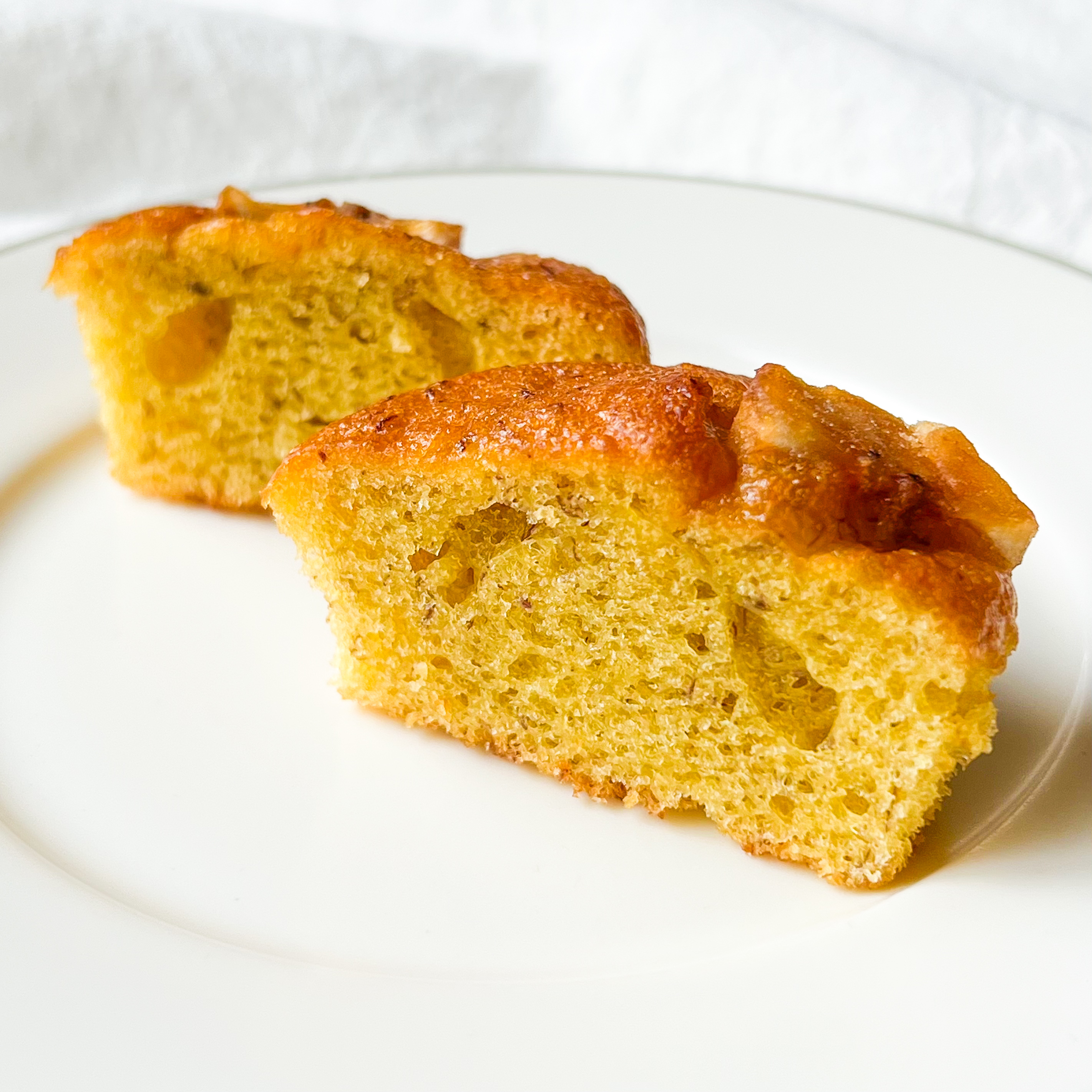 セブン-イレブンのおすすめスイーツパン「7プレミアム しっとりとしたバナナマフィン 3個」