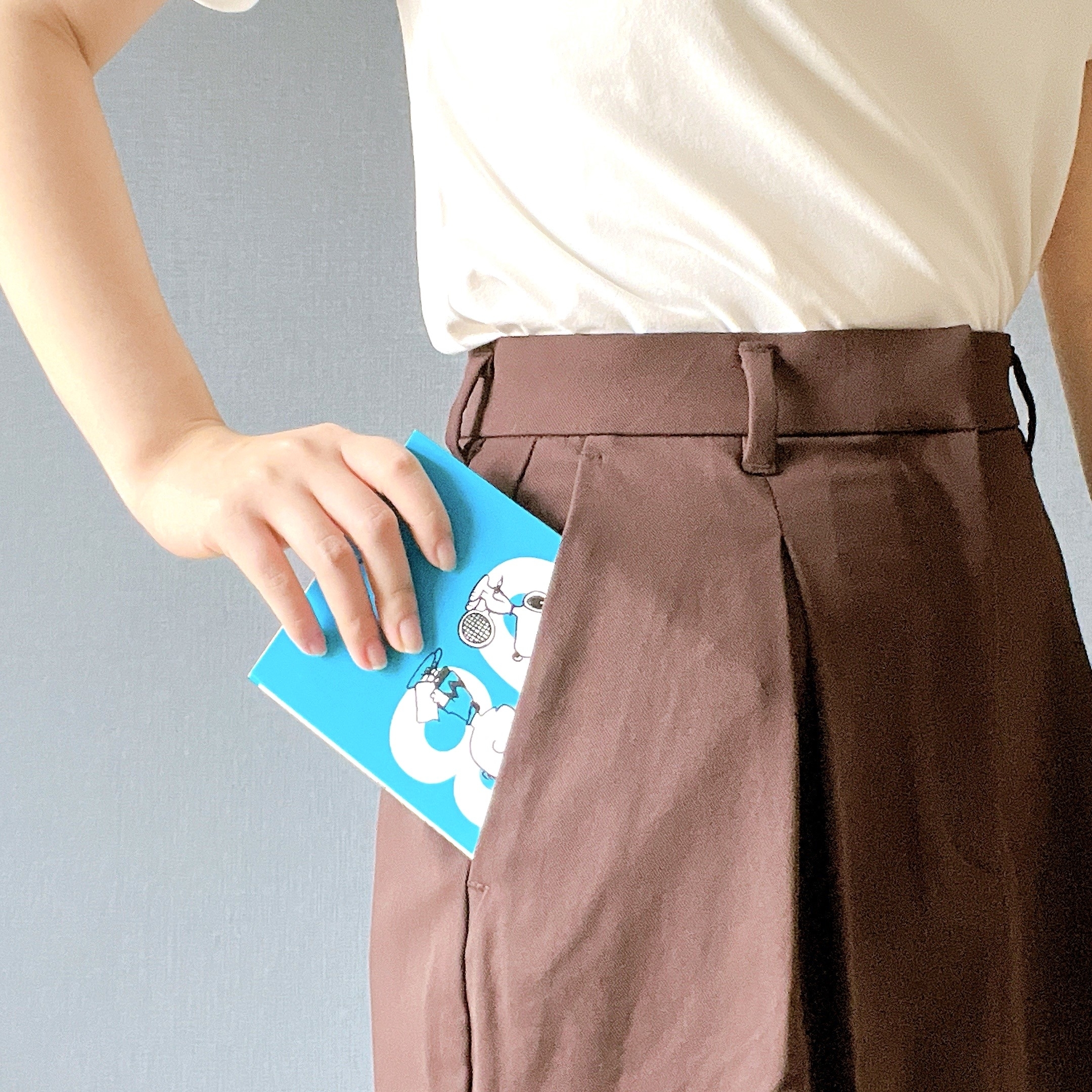 無印良品のオススメのスカート「婦人 撥水 ストレートスカート」