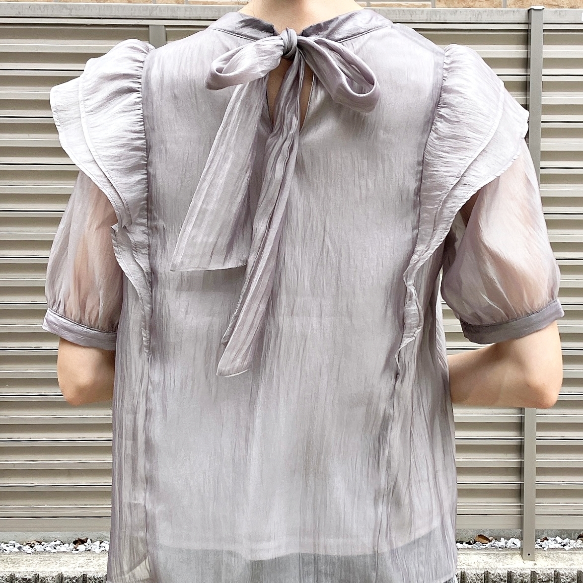 Honeys(ハニーズ)のおすすめブラウス「フリルブラウス」