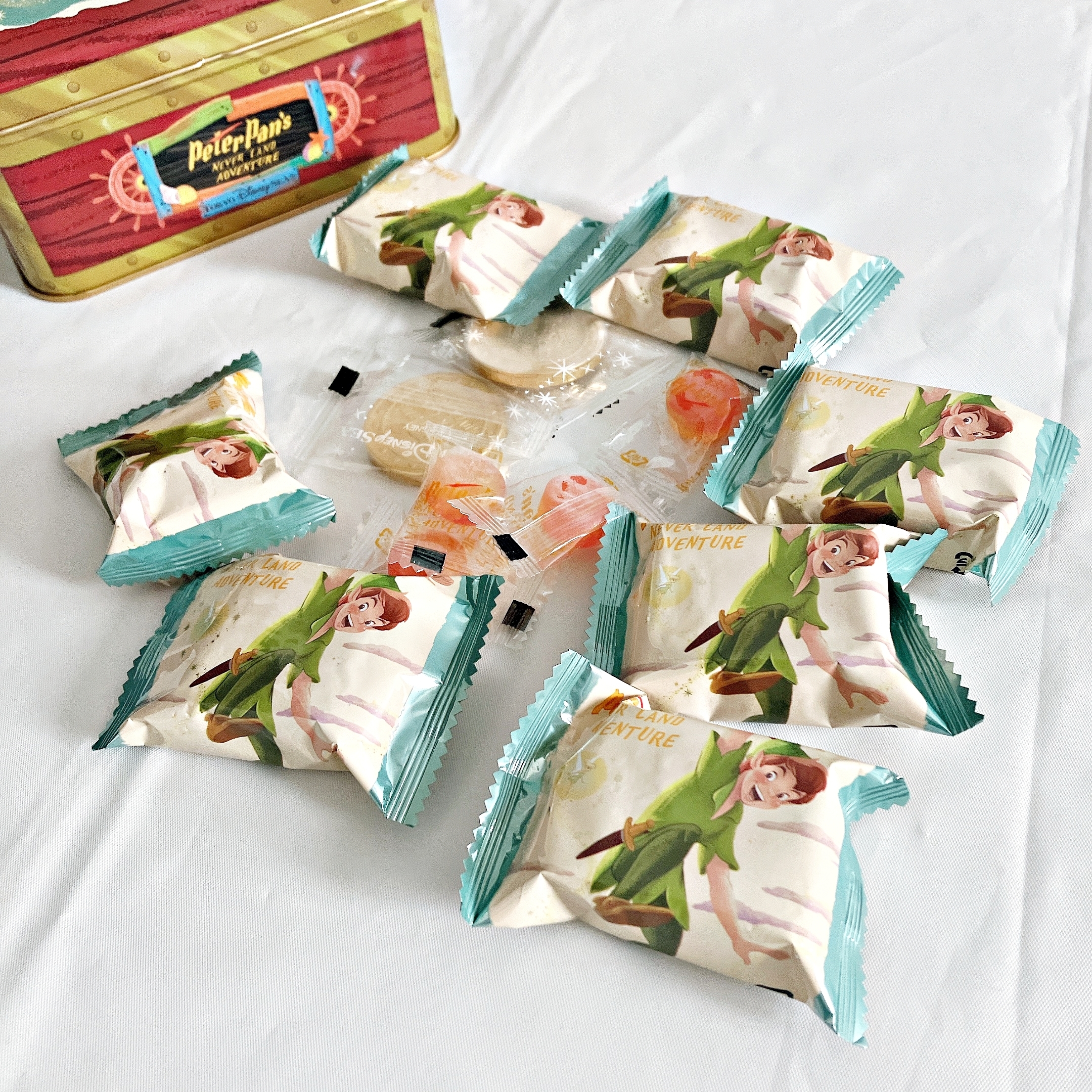 ディズニーシーのおすすめお菓子「菓子詰め合わせ 缶 ピーター・パン」