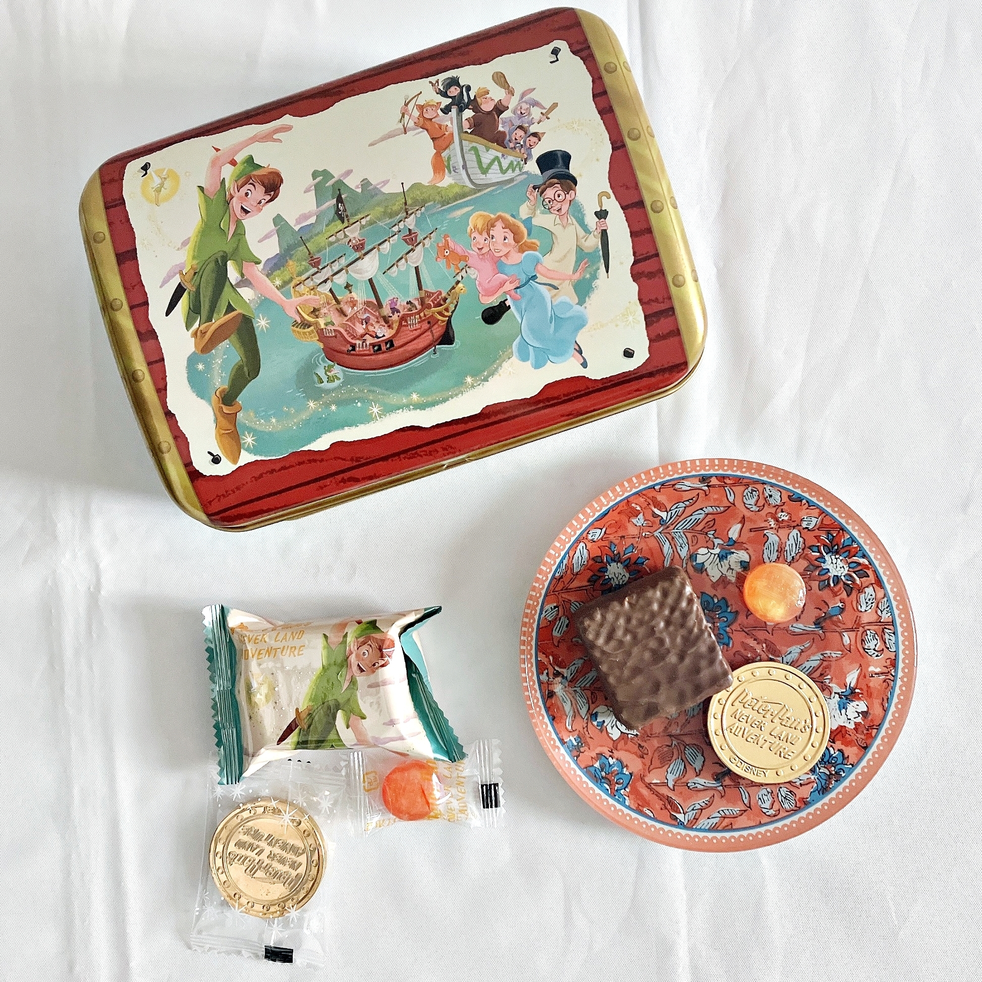 ディズニーシーのおすすめお菓子「菓子詰め合わせ 缶 ピーター・パン」