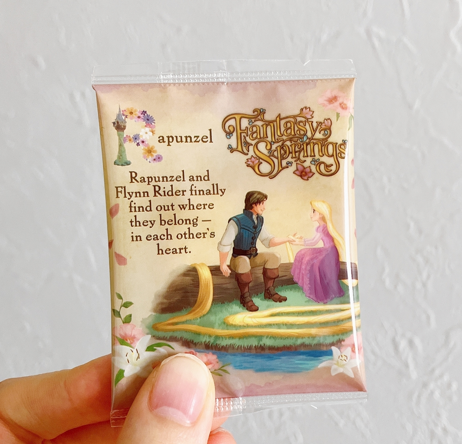 ディズニーシーのおすすめお菓子「アソーテッド・クッキー 缶 ファンタジースプリングス」