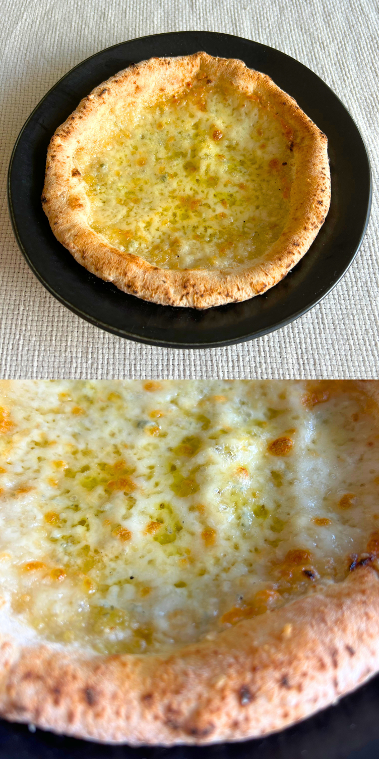 セブン-イレブンのおすすめ冷凍食品「7プレミアムゴールド 金のクアトロフォルマッジ」