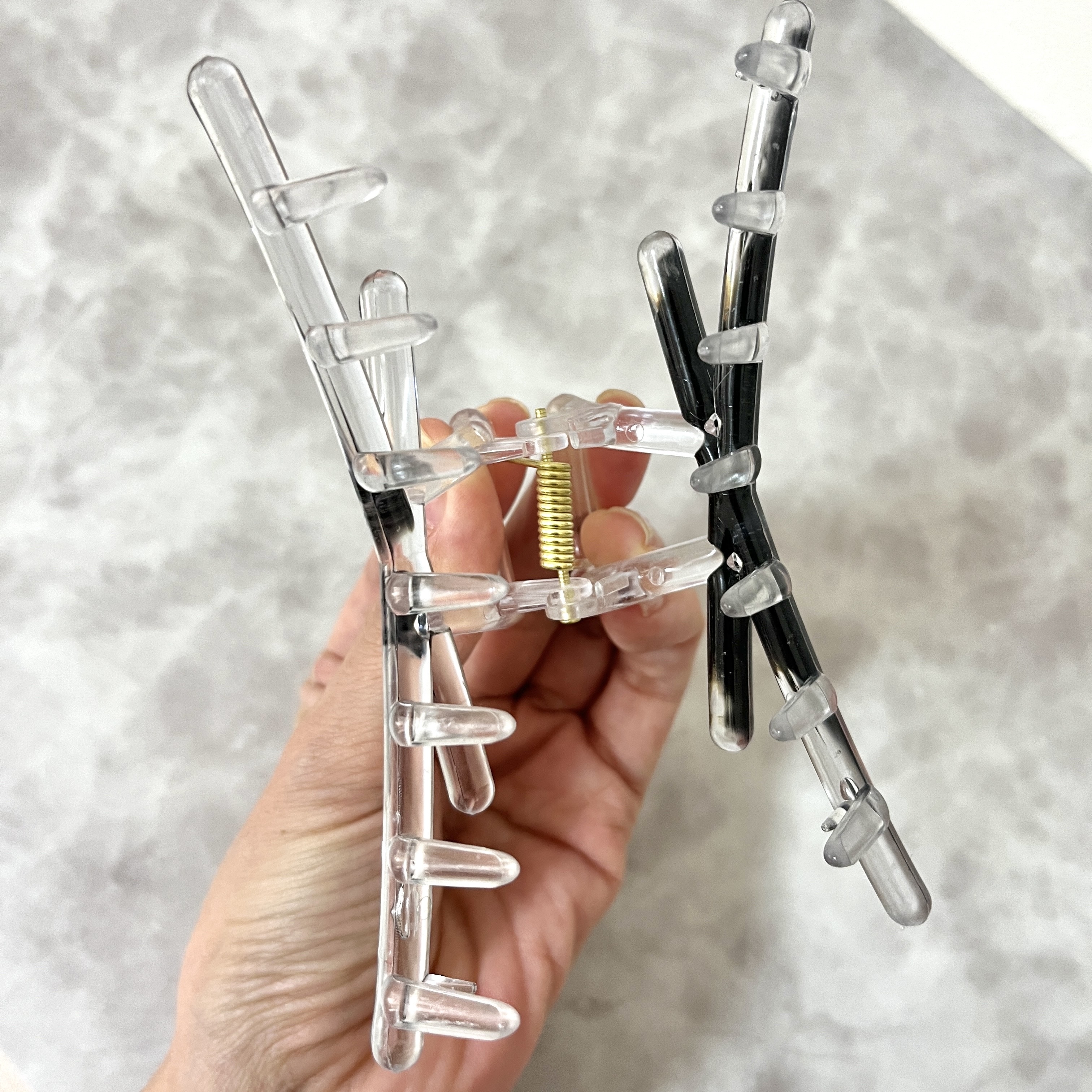 DAISO(ダイソー)の韓国っぽヘアアクセサリー「バンスクリップ(パイピング、スリムリボン)」