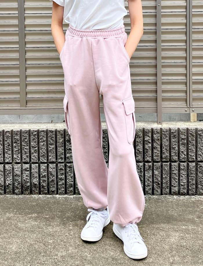 Honeys(ハニーズ)のおすすめパンツ「カーゴスウェットパンツ」