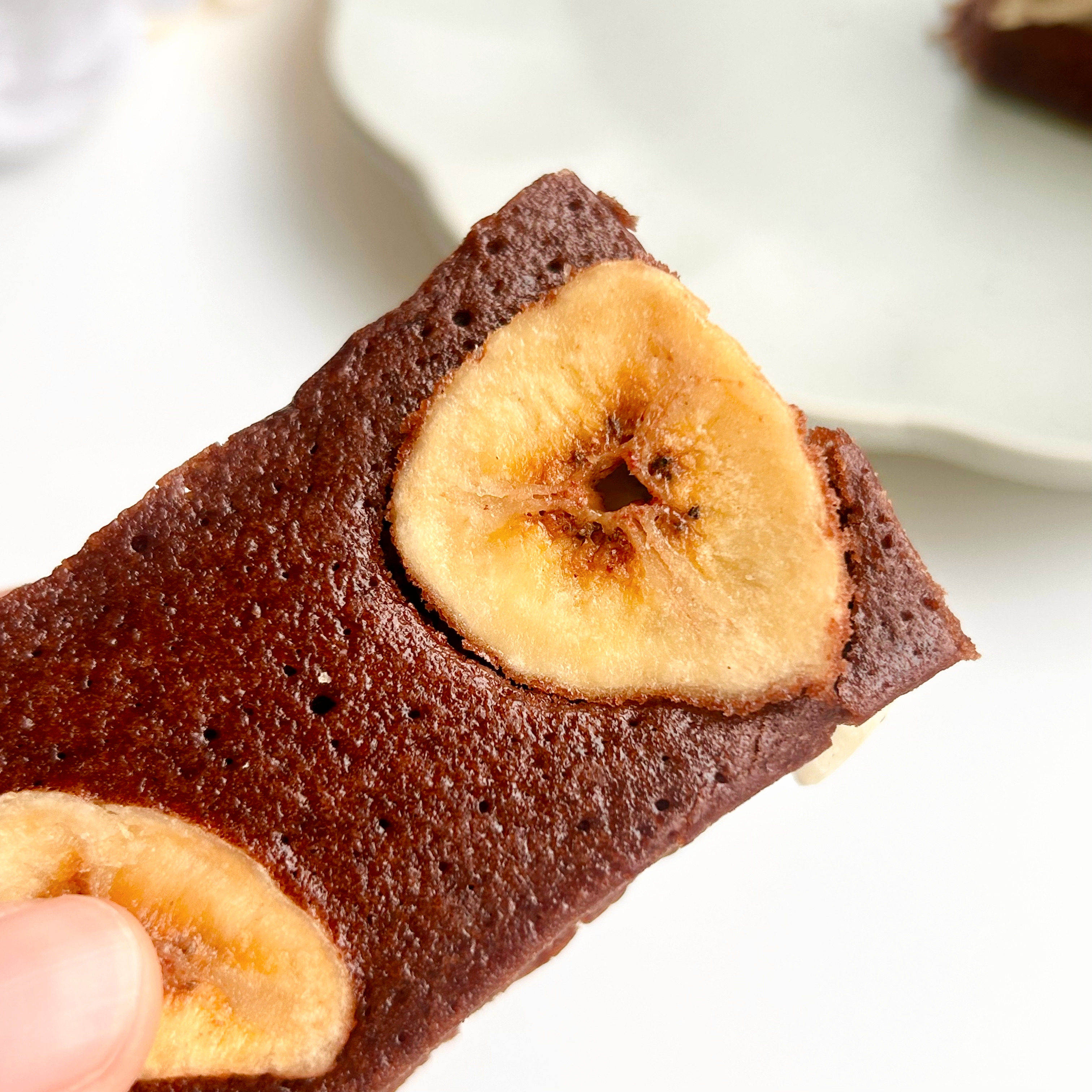 FamilyMart(ファミリーマート)のおすすめスイーツチョコ「バナナクッキーサンド」