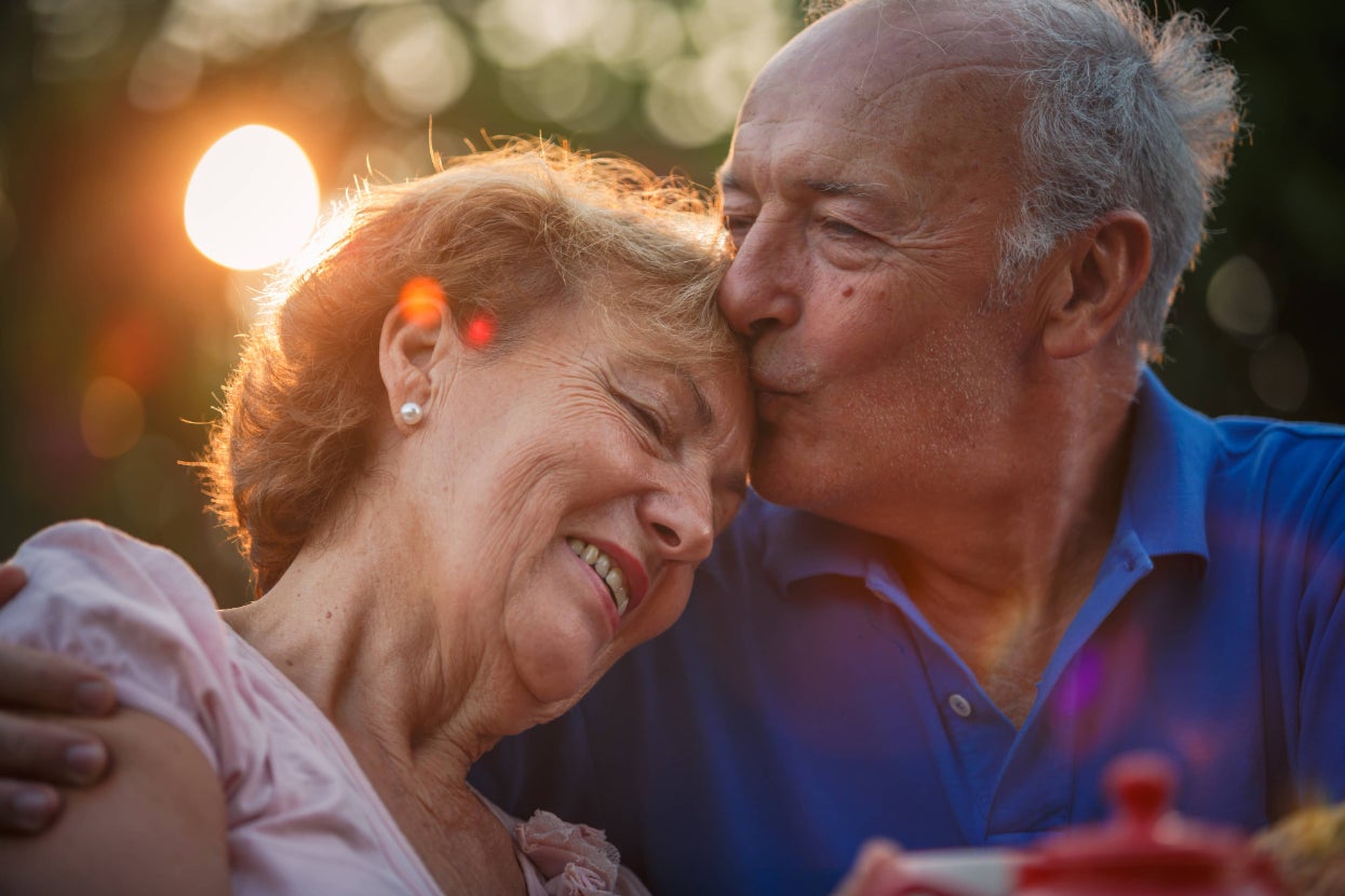 24 Daily Romantic Gestures That Older Adults Swear By To Keep The Spark Alive