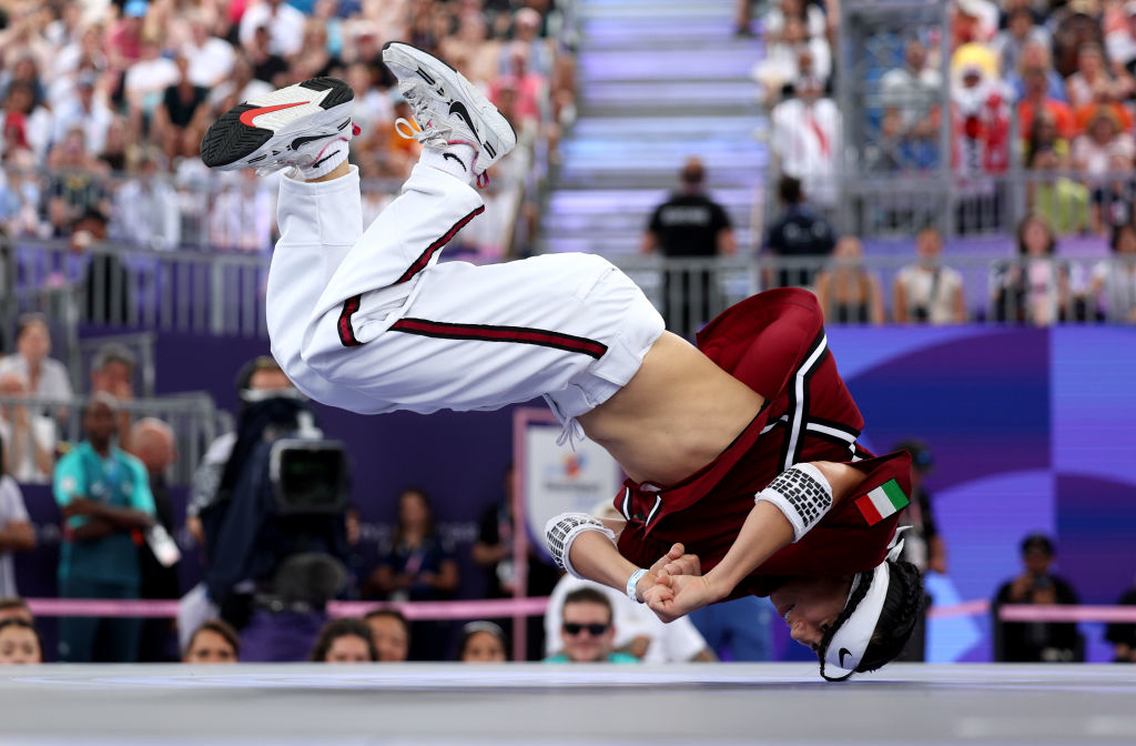 Anti breakdancing