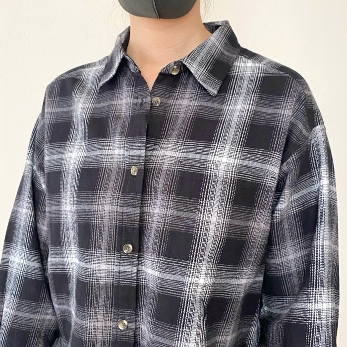 GU（ジーユー）のおすすめファッションアイテム「フランネルショートシャツ」