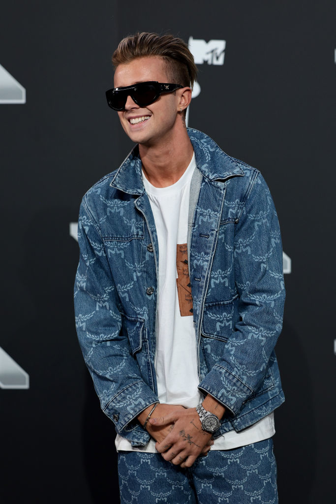 Jaden Bojsen smiling on the red carpet