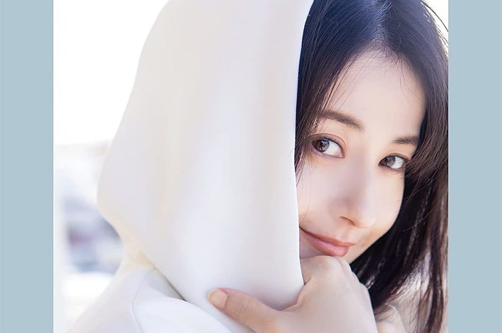 松本若菜さん書籍『松の素』（KADOKAWA）