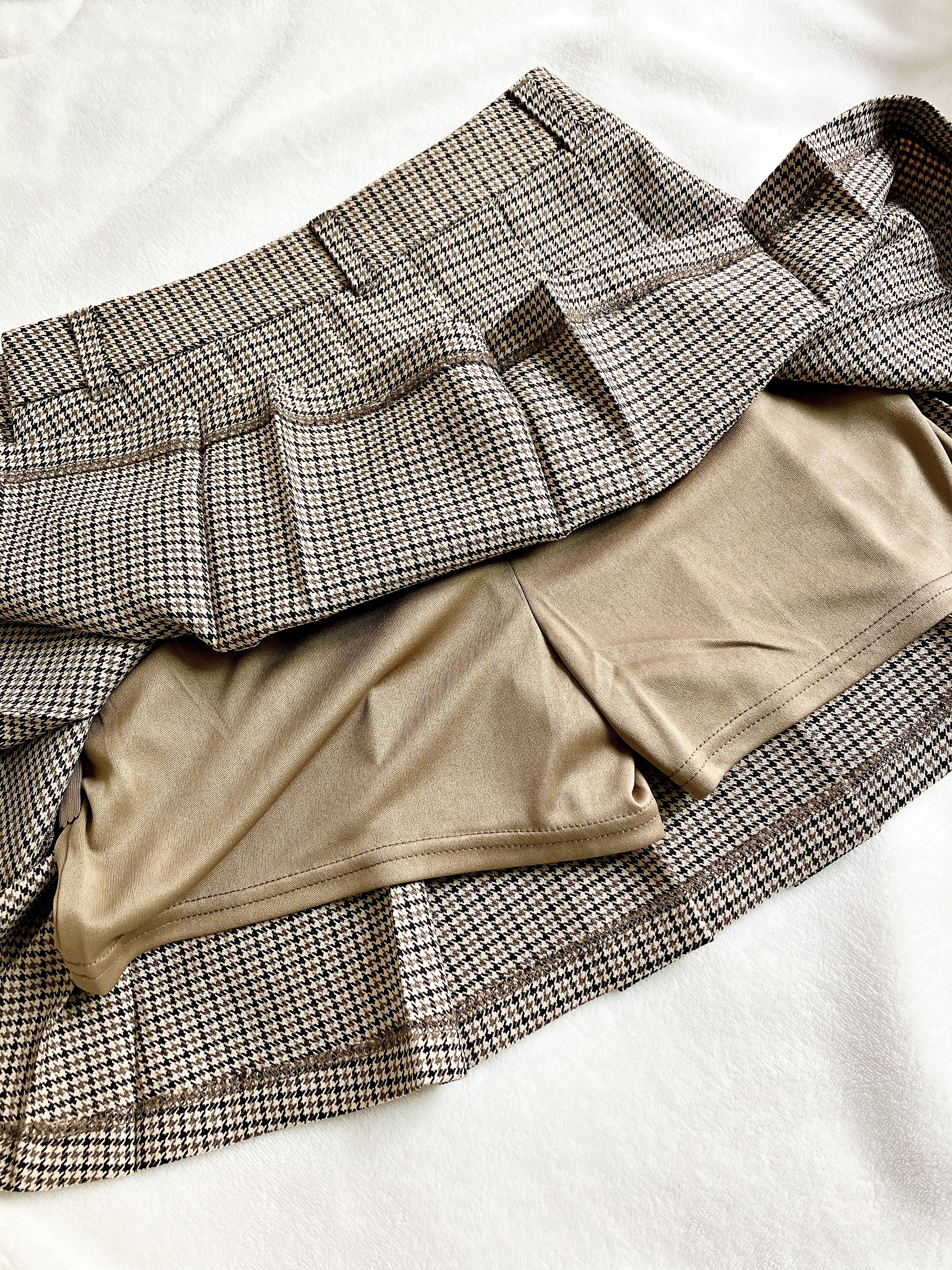 GU（ジーユー）のおすすめスカート「プリーツスコート」