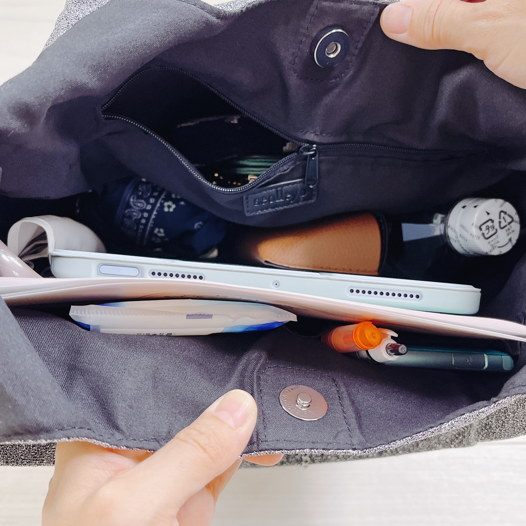 しまむらのおすすめファッションアイテム「リボンチャームツキラメTT」