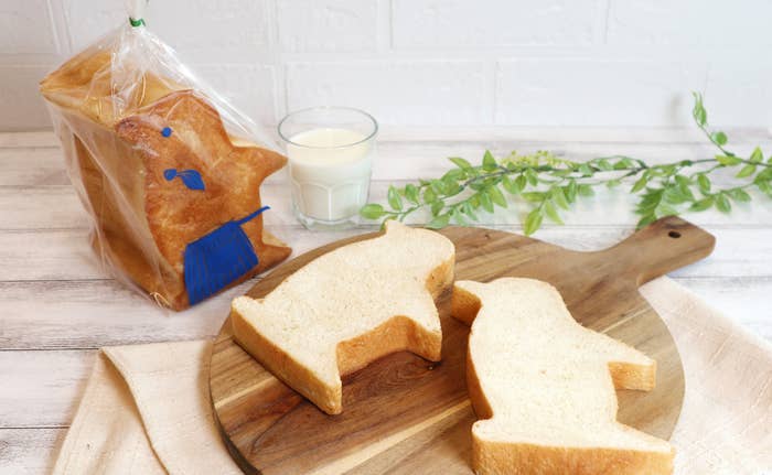 「ペンギンベーカリー　ペンギン食パン」プレスリリースより