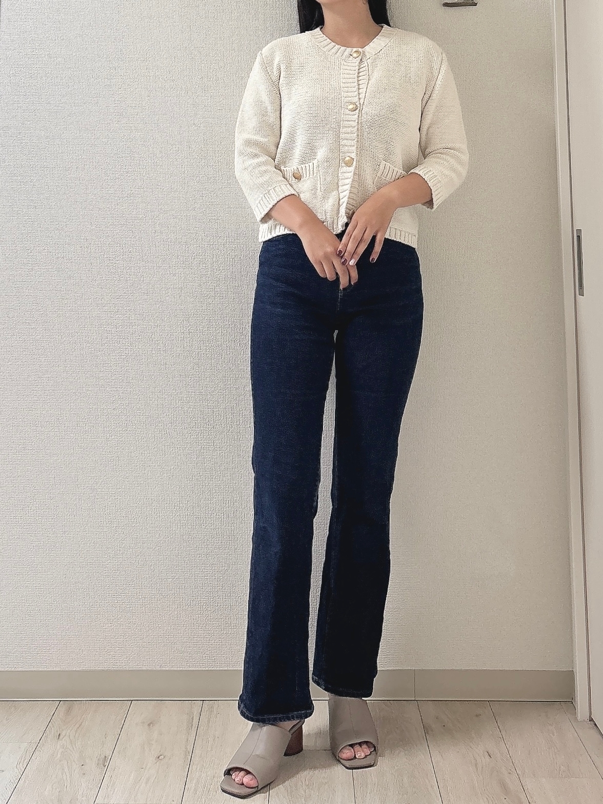 ZARAのおすすめトップス「プレーンニット カーディガン」