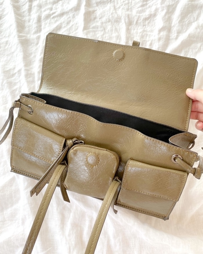 ZARA（ザラ）のおすすめファッションアイテム「ポケット ショルダーバッグ」