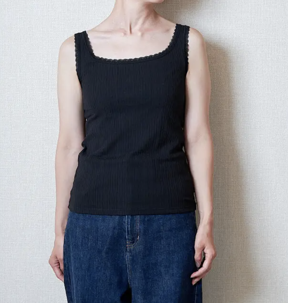 GUのオススメのトップス「コットンブレンドリブレースタンクトップ（ドライ）」