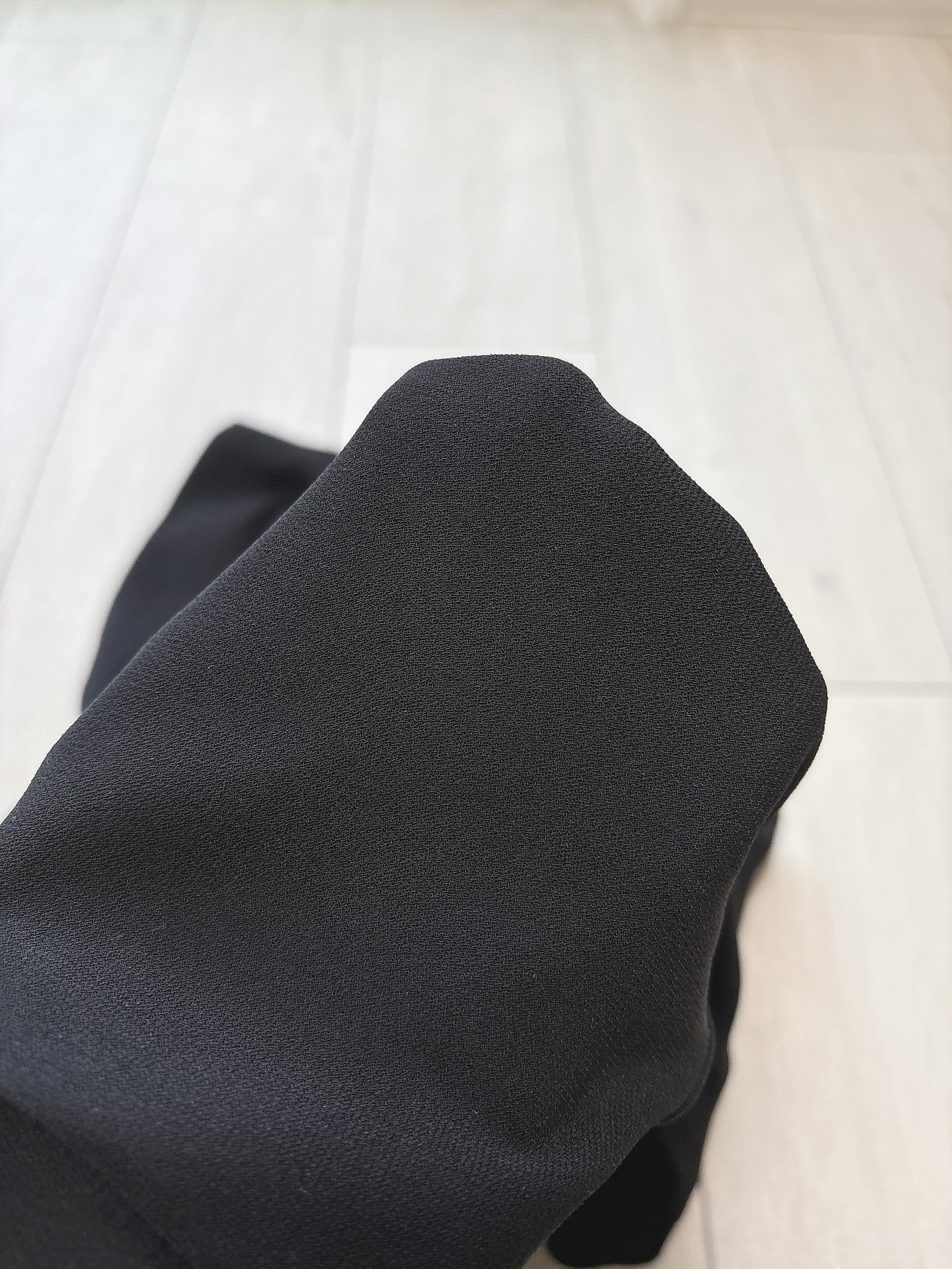 ZARAのおすすめトップス「ノット クレープ トップス」