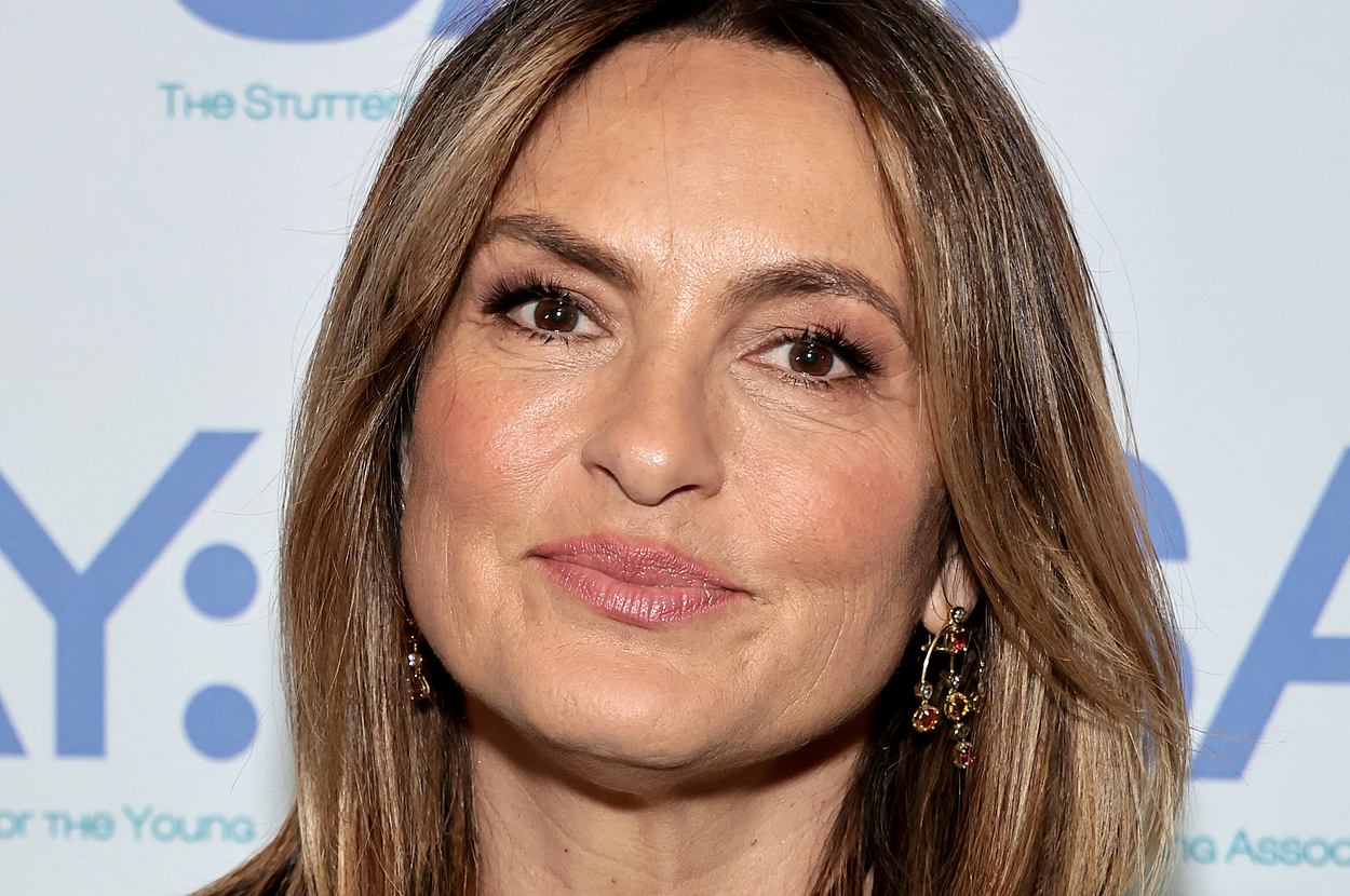 Mariska Hargitay's Sassy Response To Trump Supporters About Endorsing Kamala Harris Is Going Viral