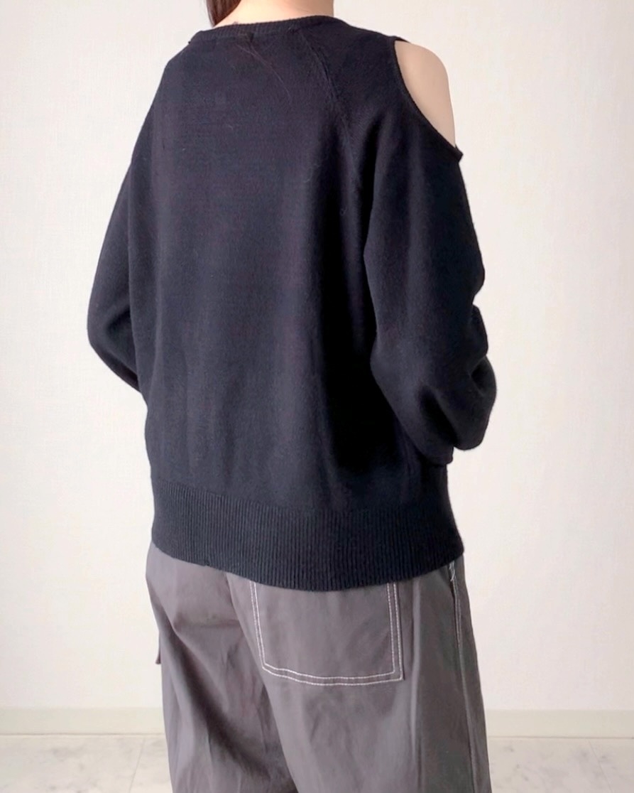 しまむらのおすすめファッションアイテム「MANオープンショルダーPO」