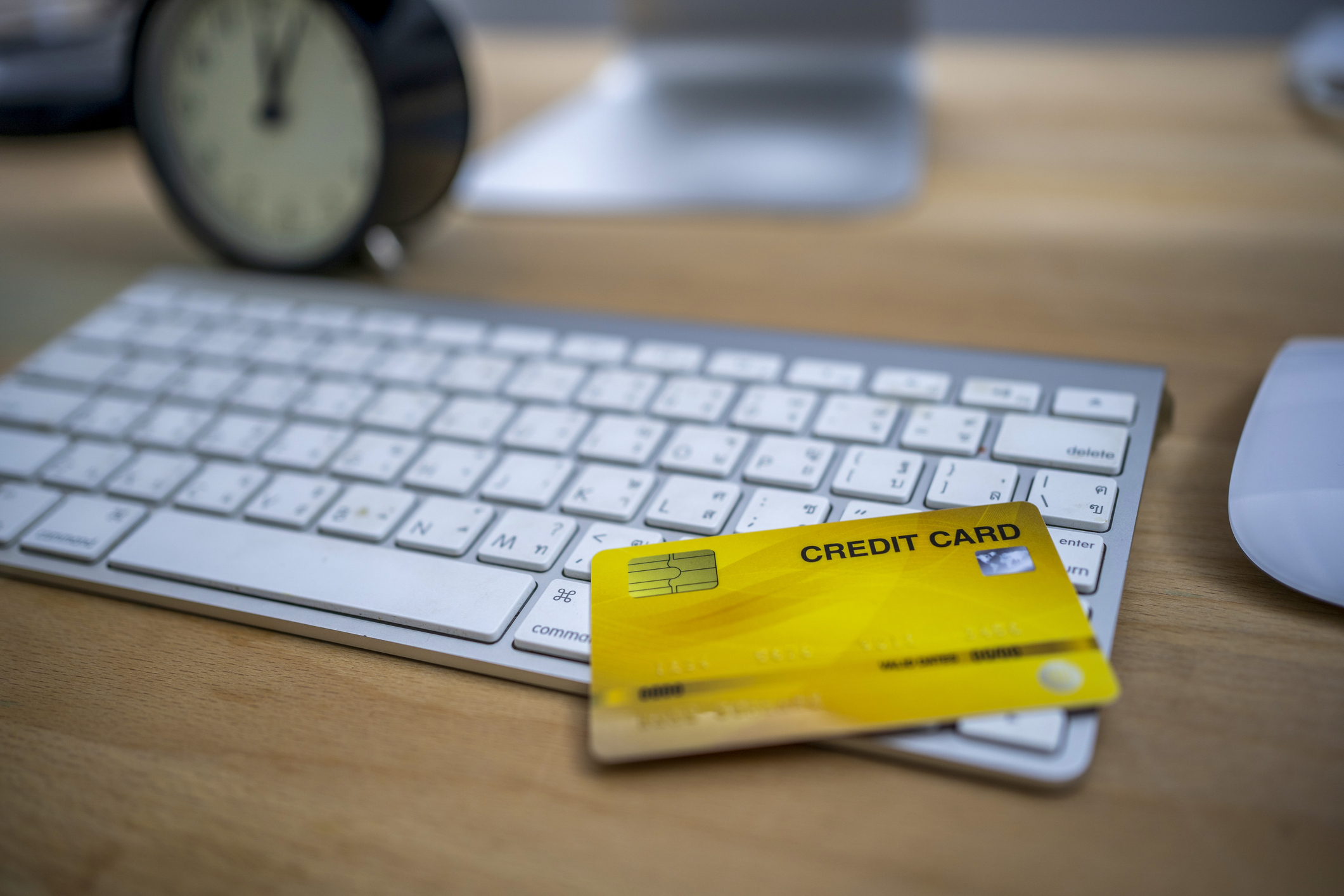 Spot Travel Scams 6 Red Flags to Look For